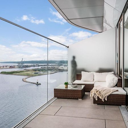 Endless Ocean Views With Private Balcony Apartment Århus Exterior foto