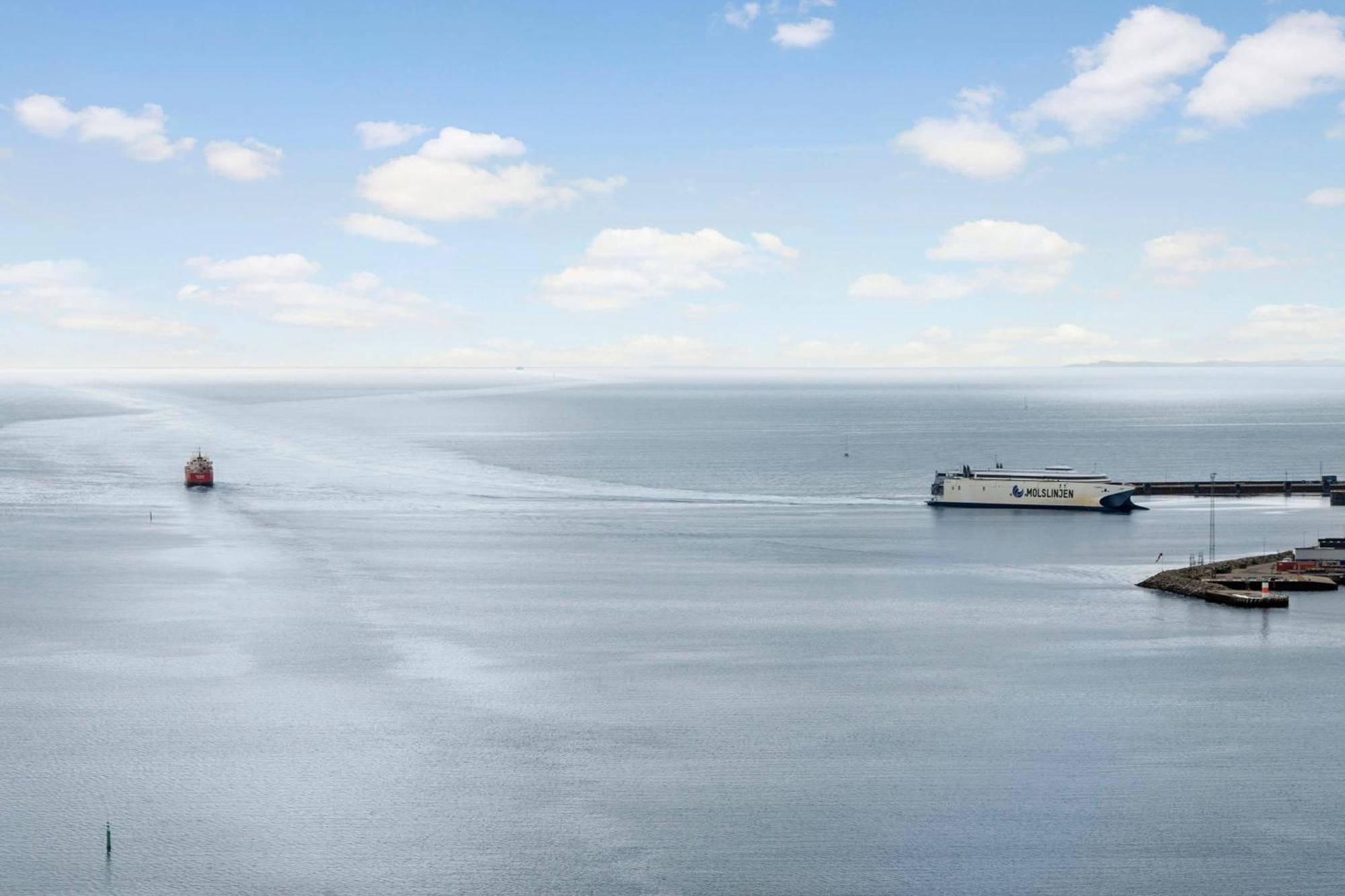 Endless Ocean Views With Private Balcony Apartment Århus Exterior foto